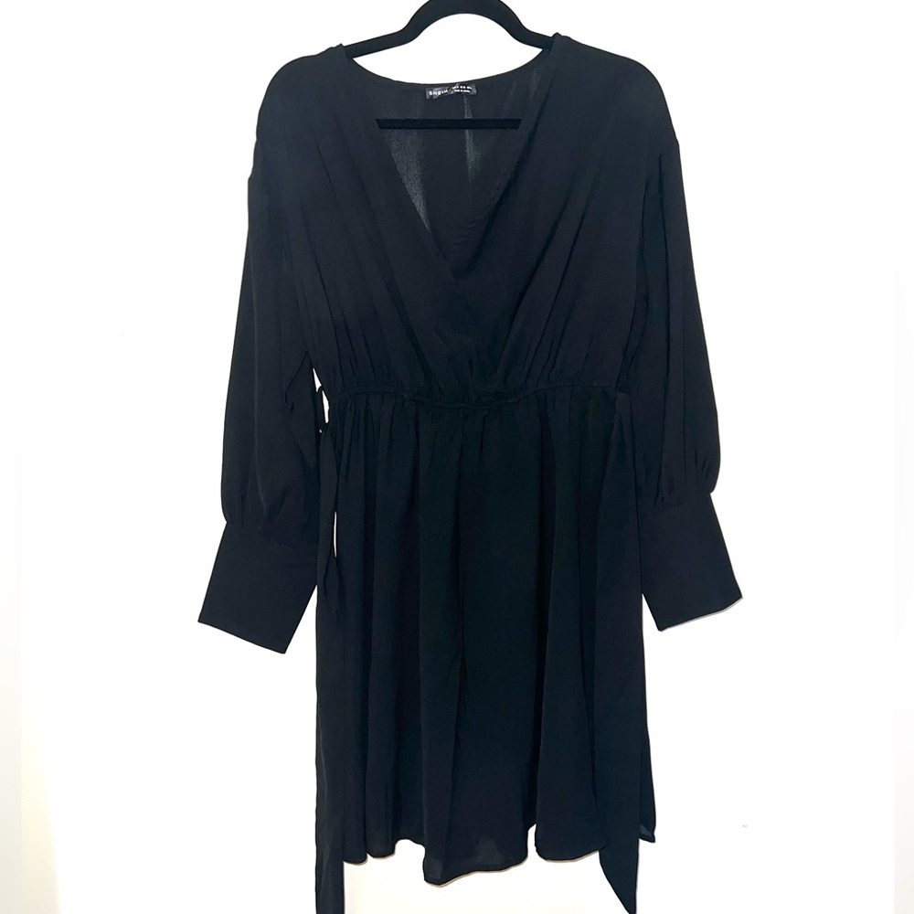Black Long Sleeve Front Criss Cross Mini Dress NWOT